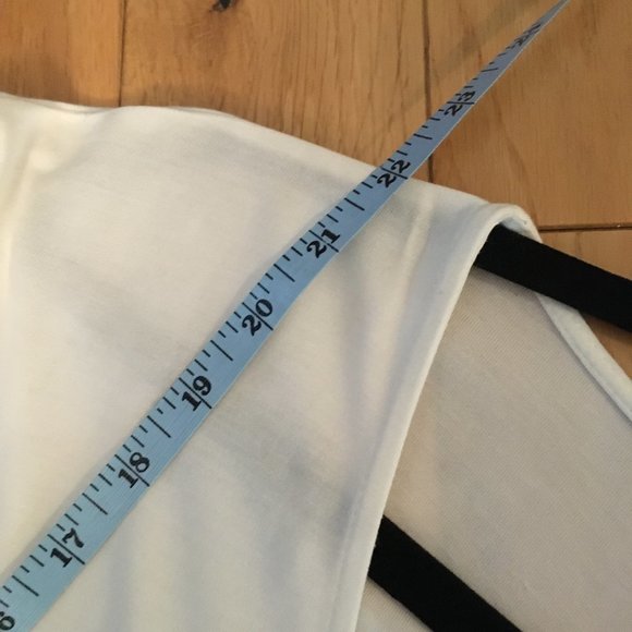 Wishlist Button Down Bamboo Semi Cropped Box Sleeve Front Tie Top - Picture 11 of 14